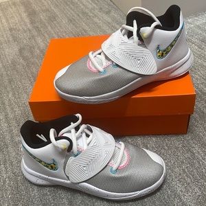 Kyrie Flytrap 3